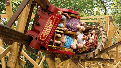 THE BRANSINN Entertainment District image 2
