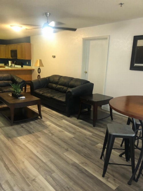 THE BRANSINN Entertainment District image 29