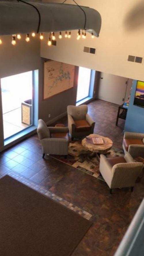 THE BRANSINN Entertainment District image 8